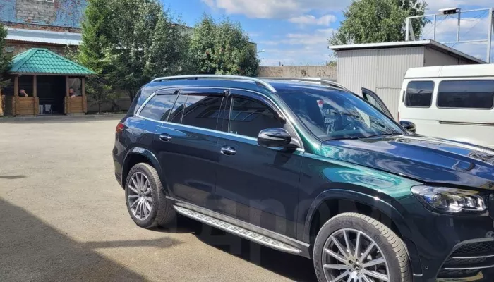 Mercedes-Benz GLS-Class в Luxury-комплектации продают за 14 млн рублей в Барнауле