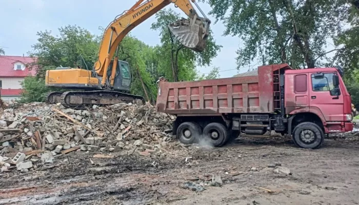 Аварийную двухэтажку на Потоке стерли с лица Барнаула