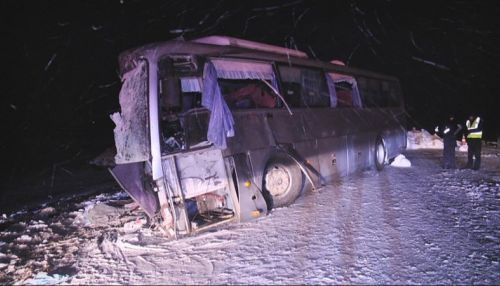 Четыре человека погибли в ДТП с автобусом под Красноярском