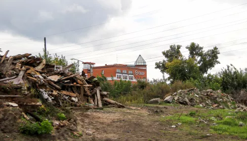 Многострадальный участок под высотку в центре Барнаула вновь выставили на торги