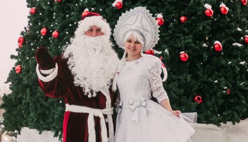 Сказка в дом: барнаульские Дед Мороз и Снегурочка об особенностях своей работы