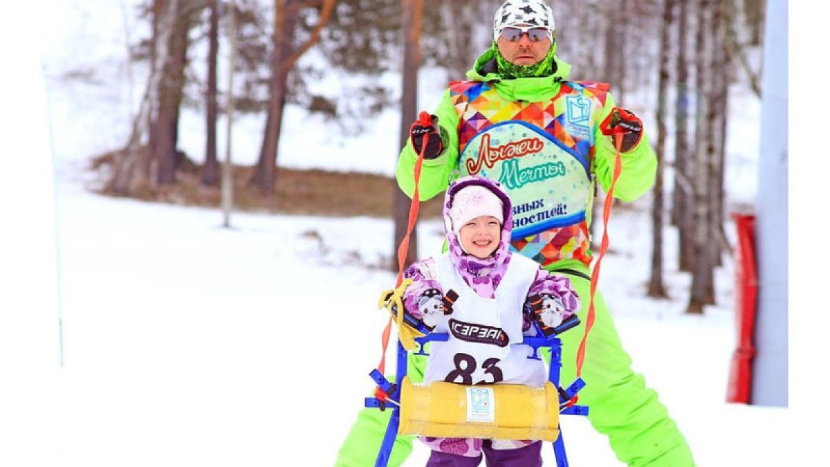 Фонд актера Белоголовцева поставит на лыжи "особенных" детей Барнаула