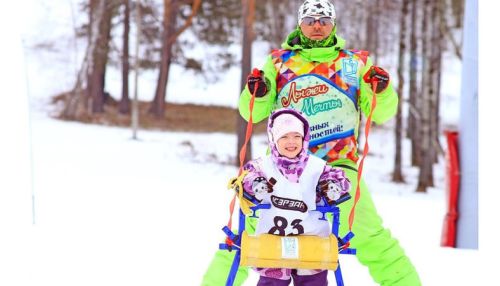 Фонд актера Белоголовцева поставит на лыжи особенных детей Барнаула