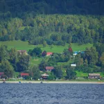 Два Алтая вошли в число регионов, где проведут эксперимент по регулированию гостевых домов