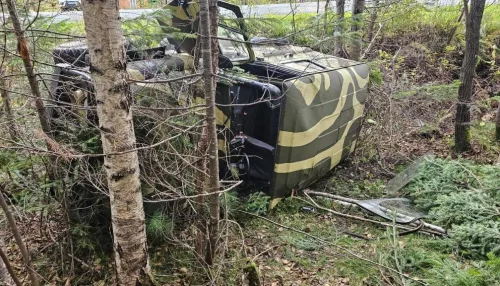 В алтайском селе перевернулся внедорожник УАЗ. Пострадали два человека