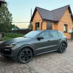 4WD и 340 лошадей: матовый темно-серый Porsche продают за 8,5 млн в Барнауле