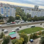 В Барнауле автобус и легковушки попали в ДТП на улице Попова