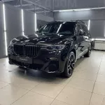 Заокеанский BMW X7 продают почти за 10 млн рублей в Барнауле. Фото