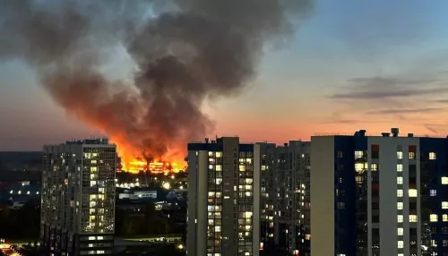 Пожар локализован. Что известно о ЧП на мебельной фабрике в Барнауле