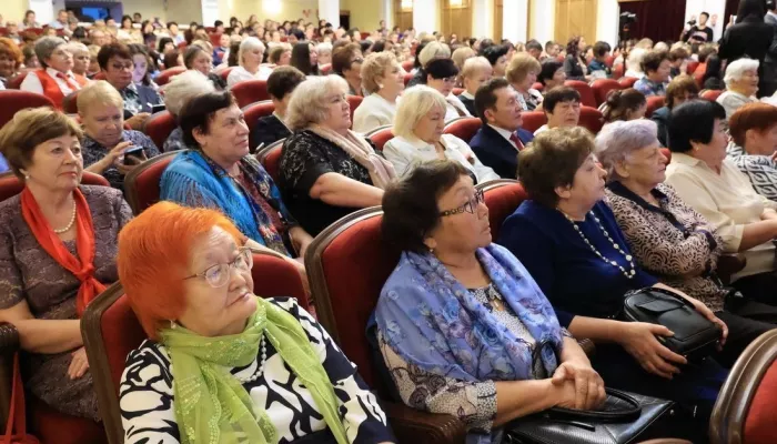 В Национальном театре в Горно-Алтайске прошел День учителя. Фото