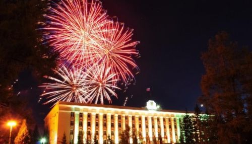 Салют и праздничная программа пройдут 29 декабря в Барнауле