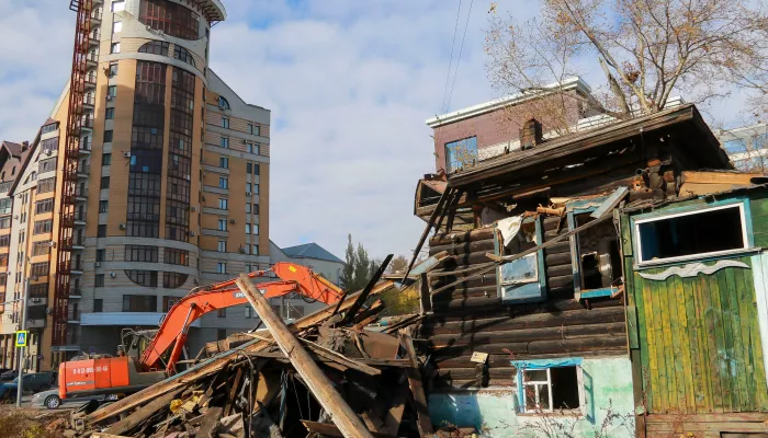 Слом домов и огородов: в центре Барнаула сносят еще один кусок частного сектора. Фото