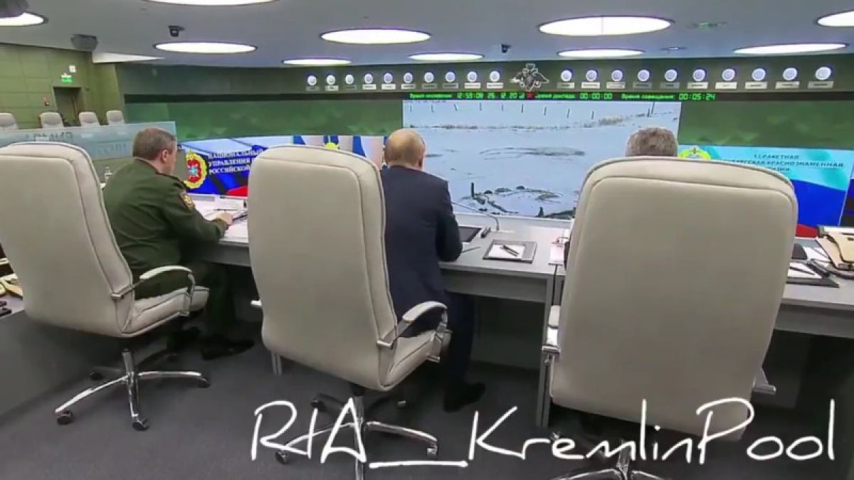 Путину показали в действии сверхзвуковую ракету "Авангард" 