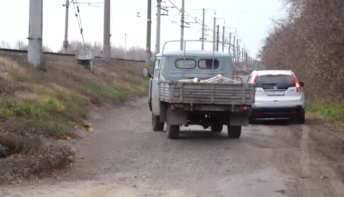 Садоводы жалуются на дорогу рядом со станцией Укладочный в Первомайском районе