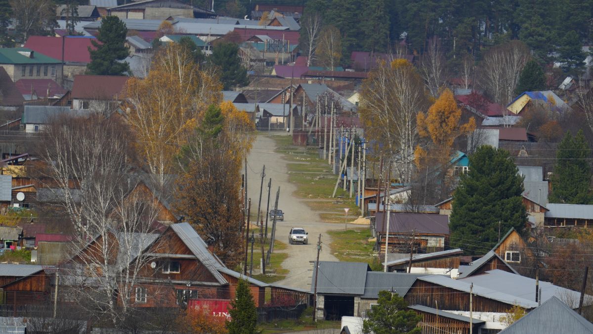 Вид на Турочак с Солнечной поляны