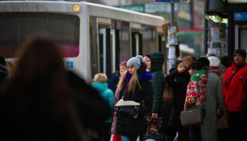 Проезд в общественном транспорте подорожал в Барнауле с 1 января