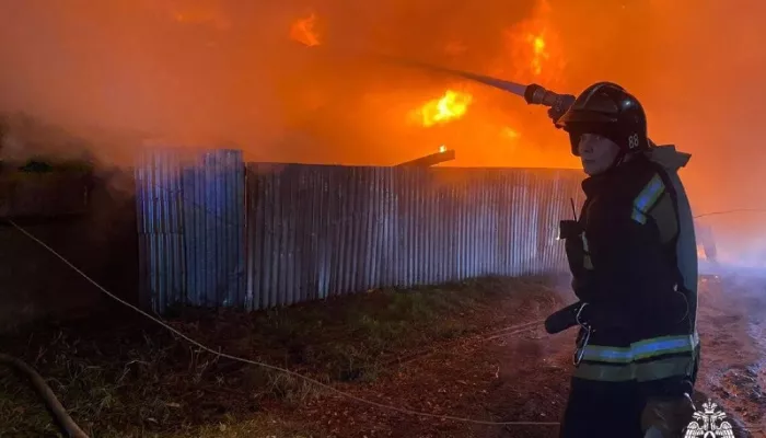 Было очень много огня: в сибирском городе произошел крупный пожар