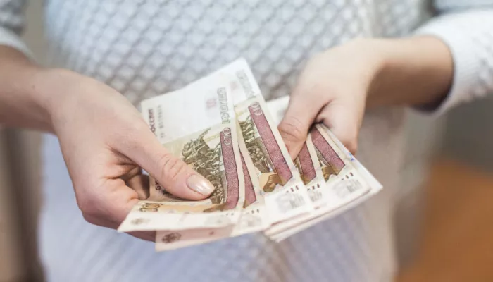 Эксперты назвали самые высокооплачиваемые вакансии марта в Барнауле