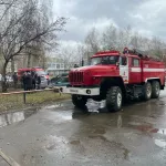 В Барнауле произошел пожар в многоэтажке на улице Антона Петрова