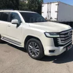 Вседорожник Toyota Land Cruiser в бронепленке продают за 15 млн рублей в Барнауле