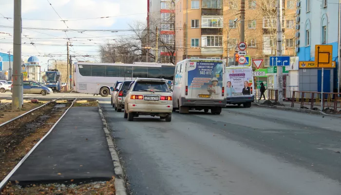 От центра к Черемушкам: заасфальтирована одна из основных улиц Барнаула. Фото