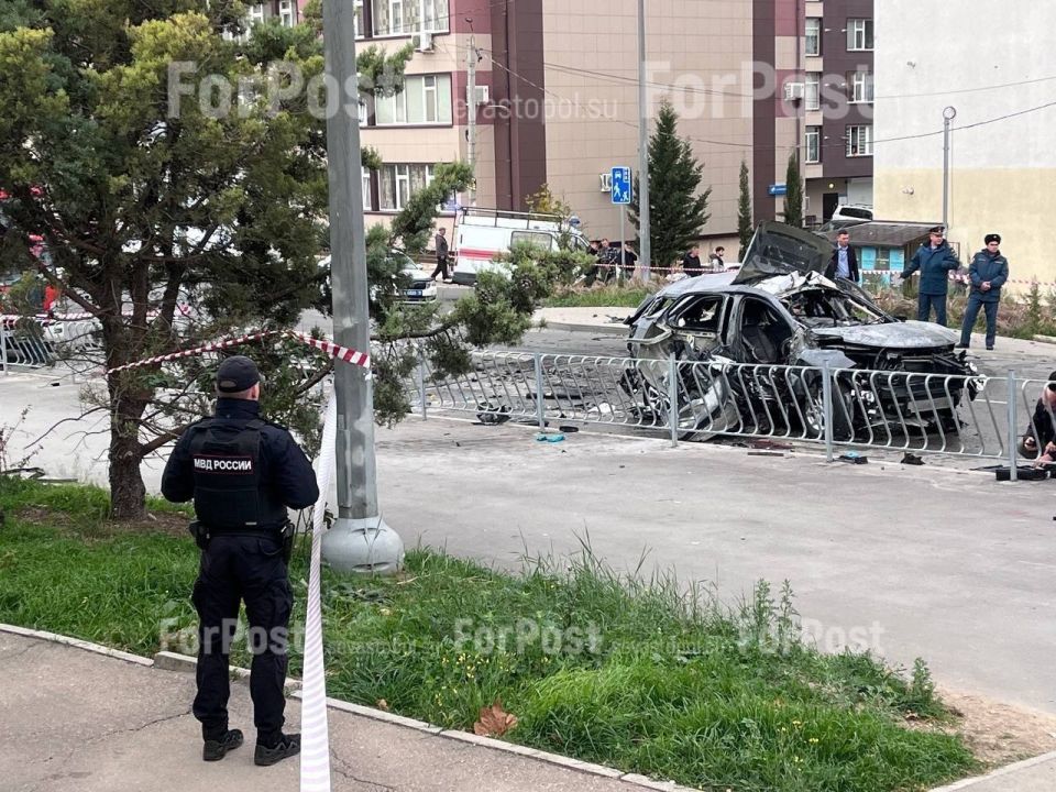 В Севастополе взорвался автомобиль