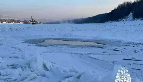 В Иркутской области женщина ушла под лед вместе с машиной и погибла