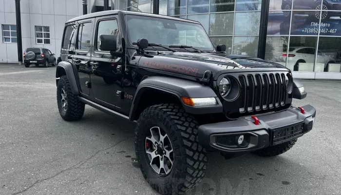 Jeep Wrangler с электрической крышей продают в Барнауле за 8,3 млн рублей. Фото