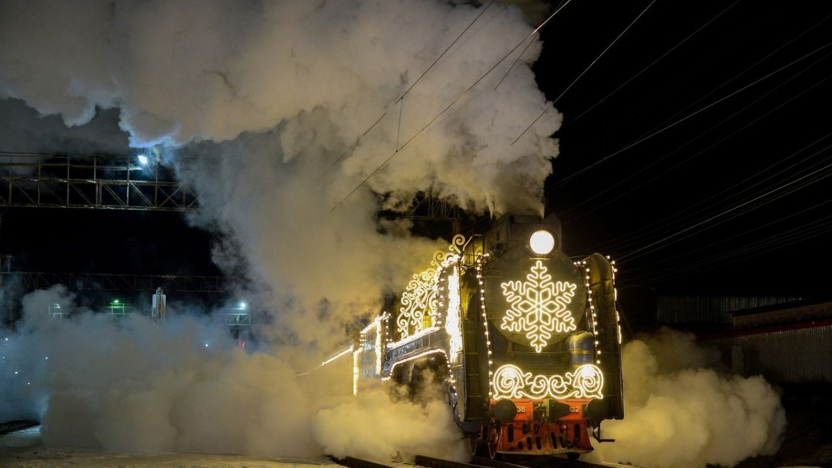 Новогоднее путешествие поезда Деда Мороза