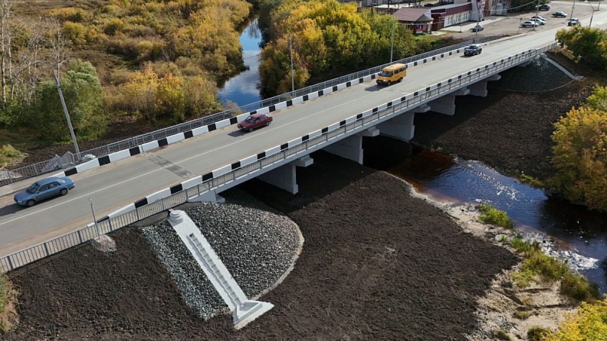 Мост через реку Бурла в Хабарском районе