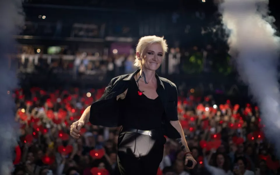 Два с половиной часа восторга: в Барнауле прошел концерт Дианы Арбениной