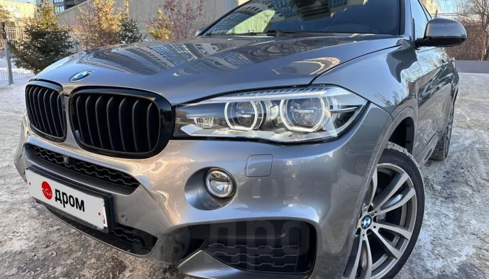 BMW X6 с пневмоподвеской и чистым пробегом продают за 5,3 млн рублей в Барнауле