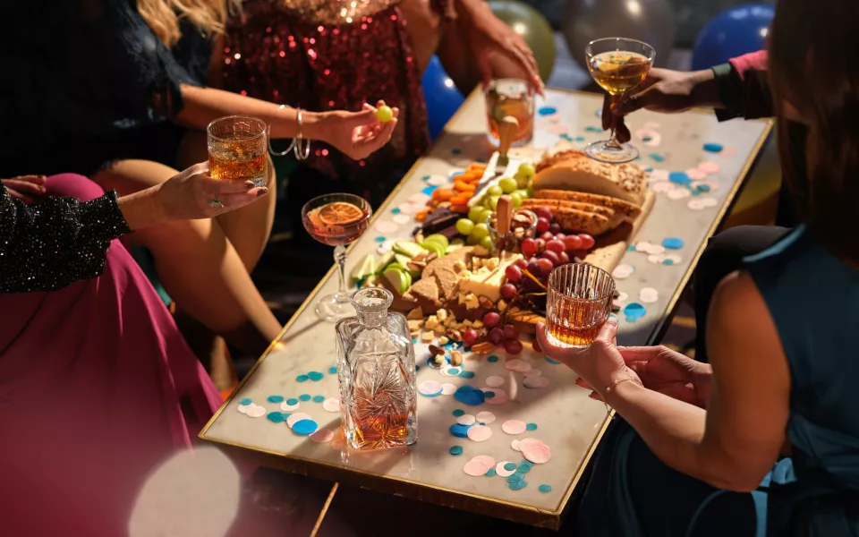 Эксперт рассказала, как выгодно и без стресса закупиться к Новому году