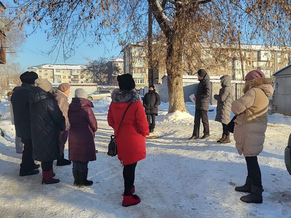 Собрание с жильцами микрорайона Поток в Барнауле