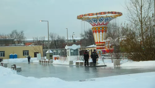 Парк Центральный в Барнауле закрыли на уборку после новогодних гуляний