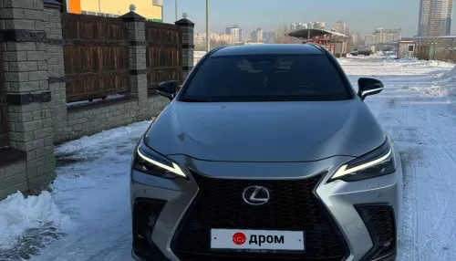 Lexus NX350 с тонировкой и 279 лошадками под капотом продают за 7,1 млн в Барнауле