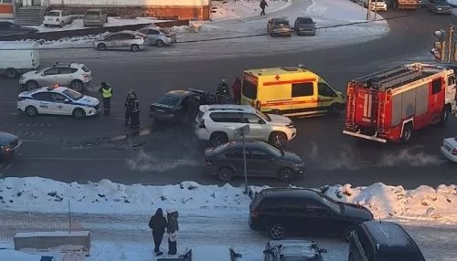 Один человек пострадал в ДТП в районе барнаульской Жилплощадки