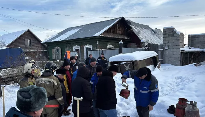 В Бийске мама и девятилетний сын пострадали при взрыве бытового газа