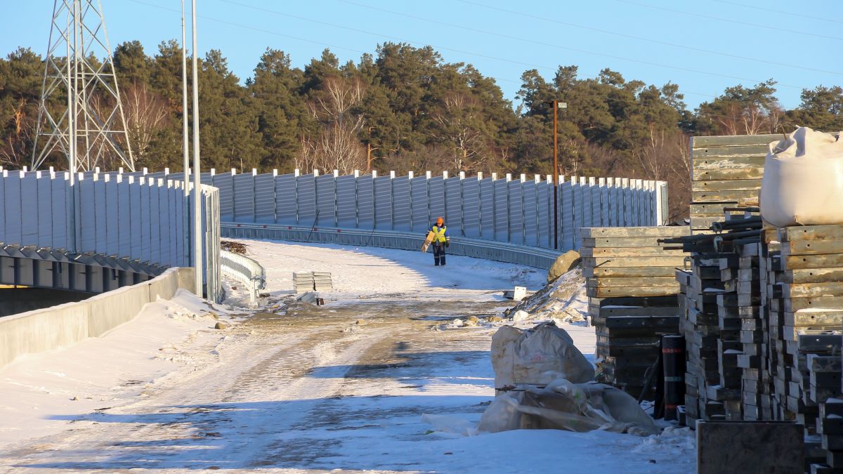 Строительство транспортной развязки на Змеиногорском тракте. Декабрь 2024 года