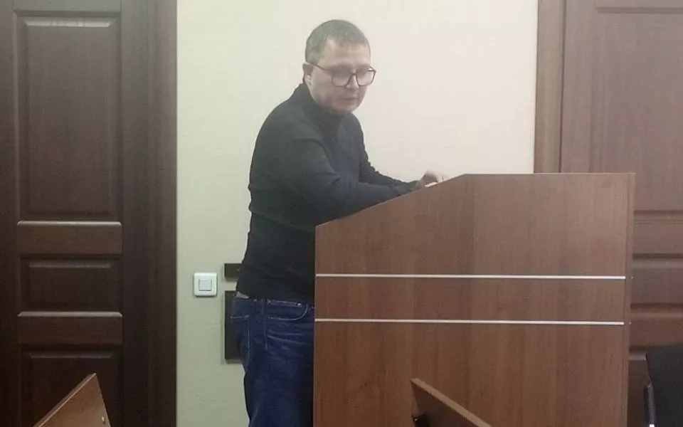 Кинул и оставил: курьер из дела Антона Шеломенцева выступил перед судом