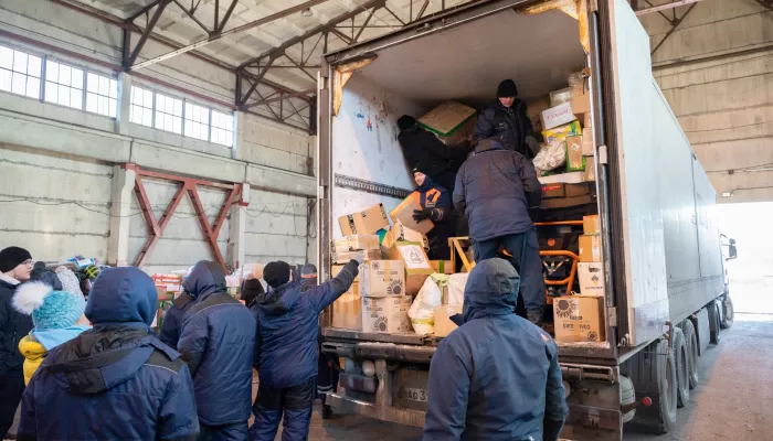 Алтайские бойцы получат две фуры с техникой и посылками накануне Нового года