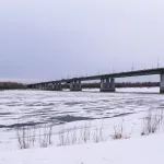 Реку Обь в Барнауле затягивает льдом. Фоторепортаж