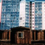 Сколько стоит недвижимость в Барнауле и реально ли накопить на квартиру?