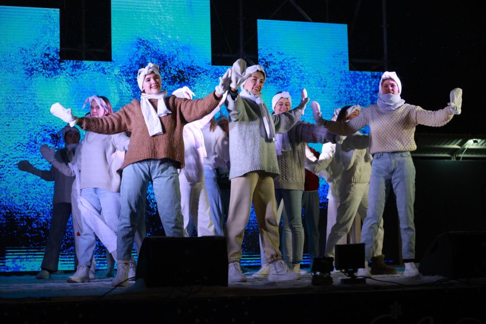 Открытие елки на площади Сахарова