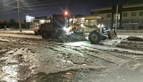 В Барнауле ликвидируют последствия коммунальной аварии на Попова