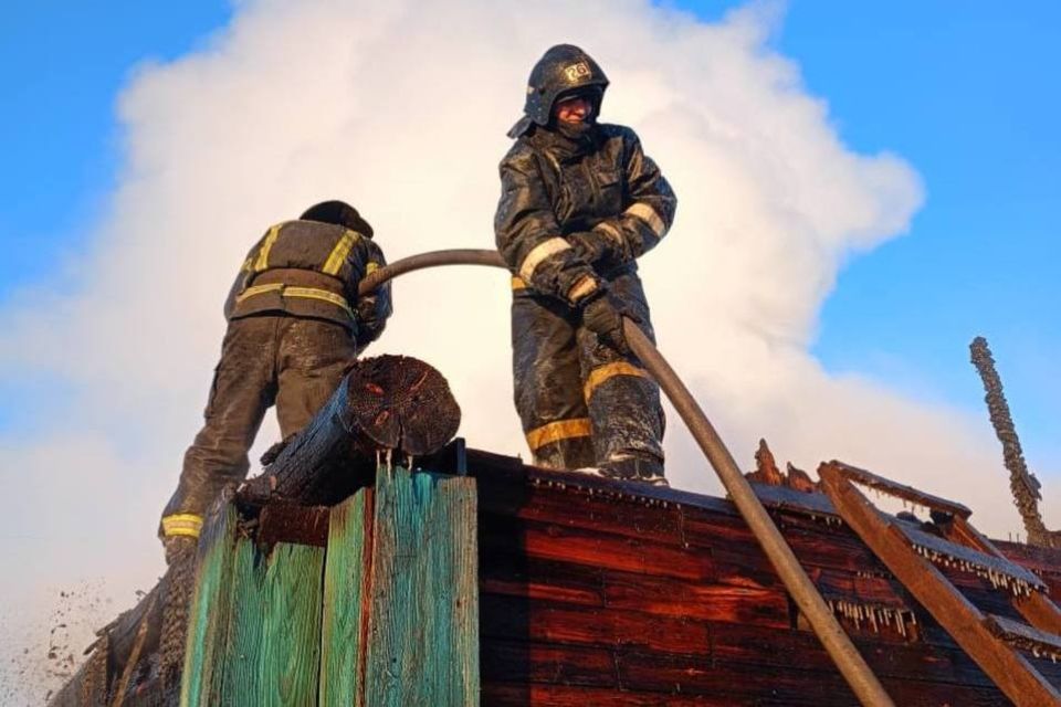 Ликвидация пожара в Первомайском районе