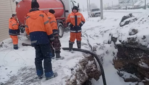 В алтайском райцентре с 6 января пытаются устранить коммунальное ЧП