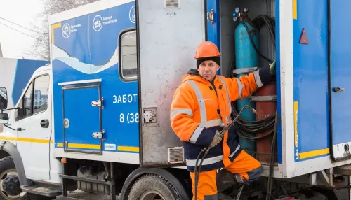 Гостиница, больница и другие учреждения в Барнауле остались без воды из-за аварии