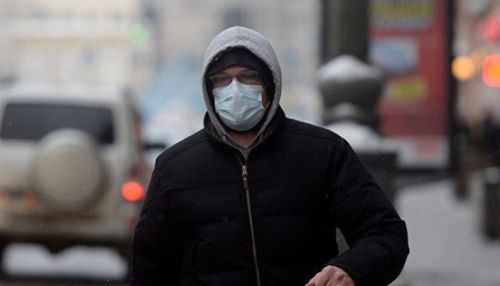Человек в маске ограбил офис микрозаймов в Барнауле