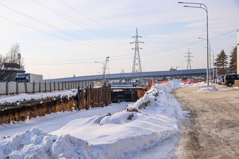 Приостановленная стройка транспортной развязки в Барнауле. 16 января 2025 года